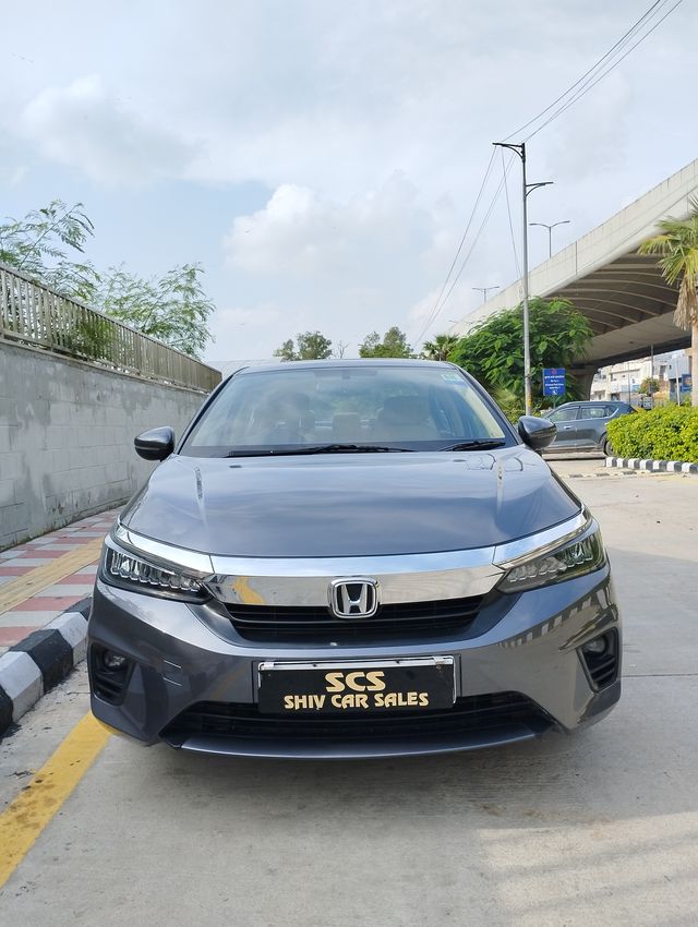 Second-hand 2021 Honda City ZX CVT for sale in New Delhi