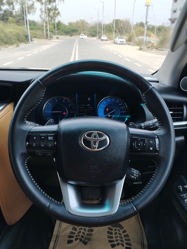 Toyota Fortuner 4X4 Diesel AT BSVI Second-hand 2022 Toyota Fortuner 4X4 Diesel AT BSVI for sale in New Delhi-10