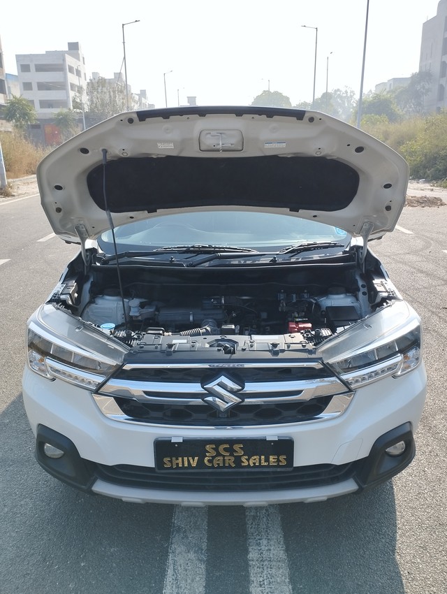 Second-hand 2024 Maruti Suzuki XL6 Alpha Plus AT for sale in New Delhi-5