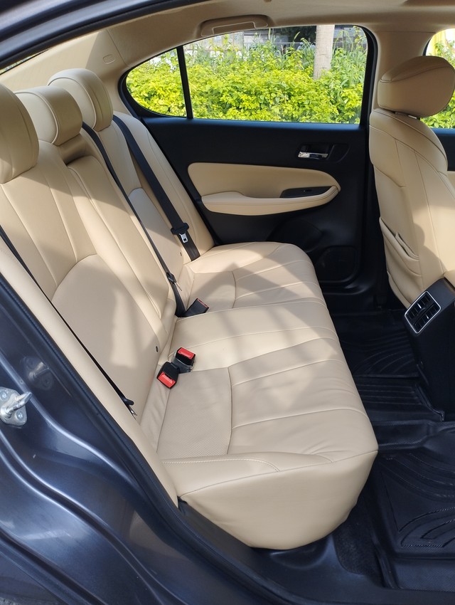 Second-hand 2021 Honda City ZX CVT for sale in New Delhi-13