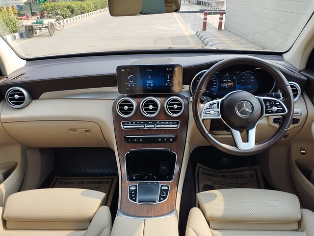 Mercedes-Benz GLC 200 Second-hand 2022 Mercedes-Benz GLC 200 for sale in New Delhi-14