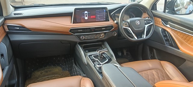 Second-hand 2021 MG Gloster Sharp 7-Str for sale in Mumbai-5