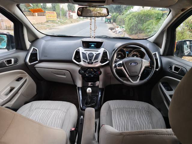 https://images10.gaadi.com/usedcar_image/SP1A.210812.003/original/63929736-6ca4-44e7-a840-d0822be3787a.jpg?imwidth=6402