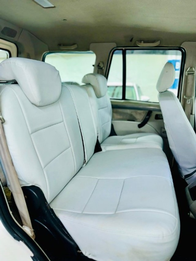 Second-hand 2015 Mahindra Scorpio S6 7 Seater for sale in Pune-9