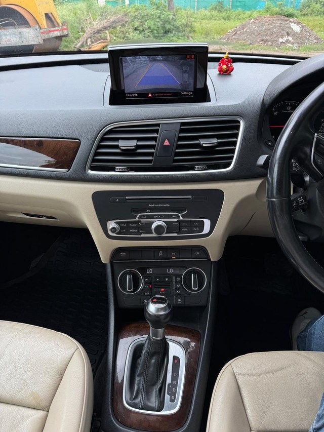 Second-hand 2019 Audi Q3 30 TDI Premium FWD for sale in Pune-10