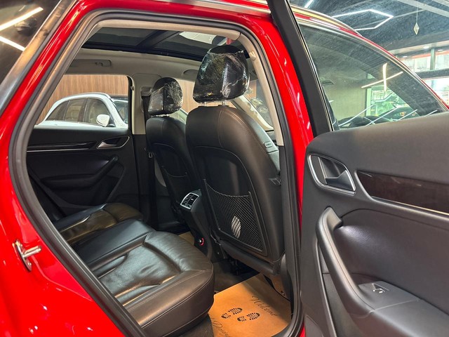 Second-hand 2018 Audi Q3 30 TFSI Premium FWD for sale in Pune-8