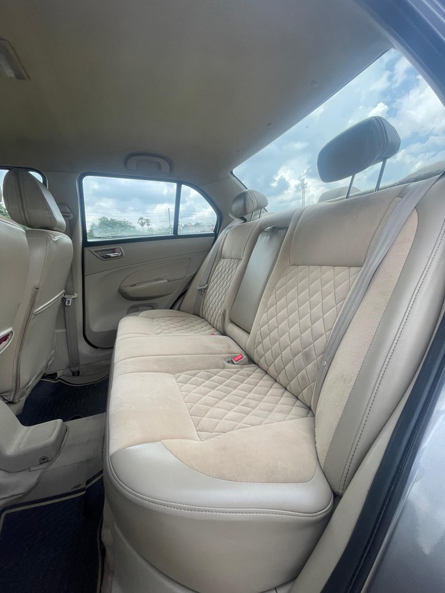 Second-hand 2014 Maruti Swift Dzire VDI for sale in Hyderabad-15