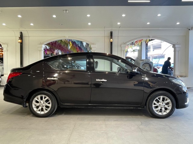 Second-hand 2017 Nissan Sunny XV CVT for sale in Hyderabad-1