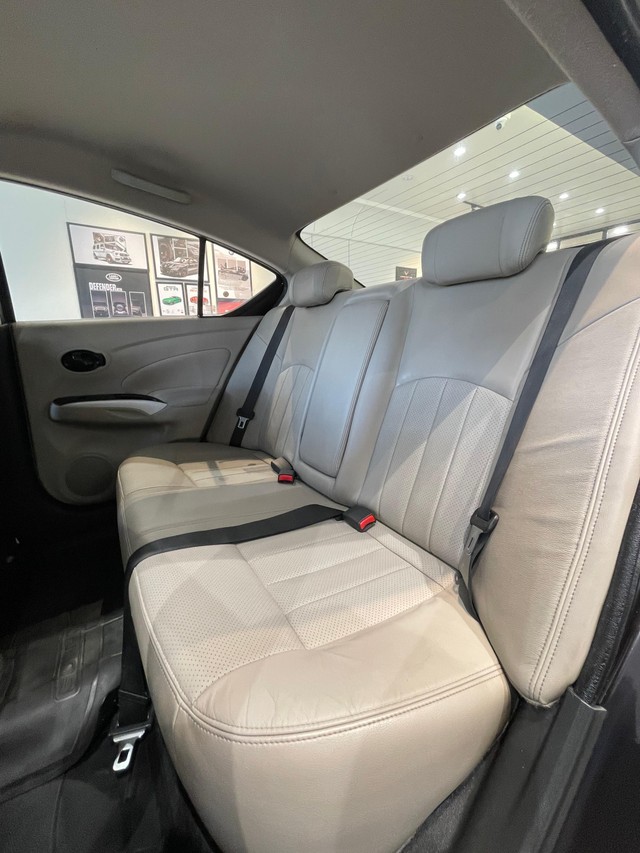 Second-hand 2017 Nissan Sunny XV CVT for sale in Hyderabad-10