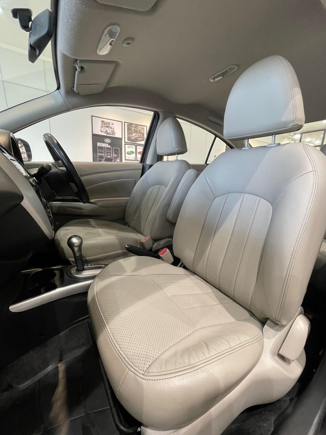 Second-hand 2017 Nissan Sunny XV CVT for sale in Hyderabad-16