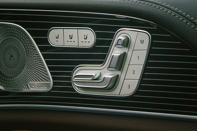 Second-hand 2025 Mercedes-Benz GLS 450d 4MATIC AMG Line for sale in Jaipur-10