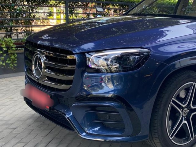 Second-hand 2025 Mercedes-Benz GLS 450 4MATIC AMG Line for sale in Jaipur-5