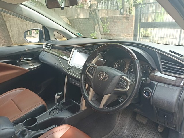 Second-hand 2019 Toyota Innova Crysta 2.7 ZX AT BSIV for sale in New Delhi-3