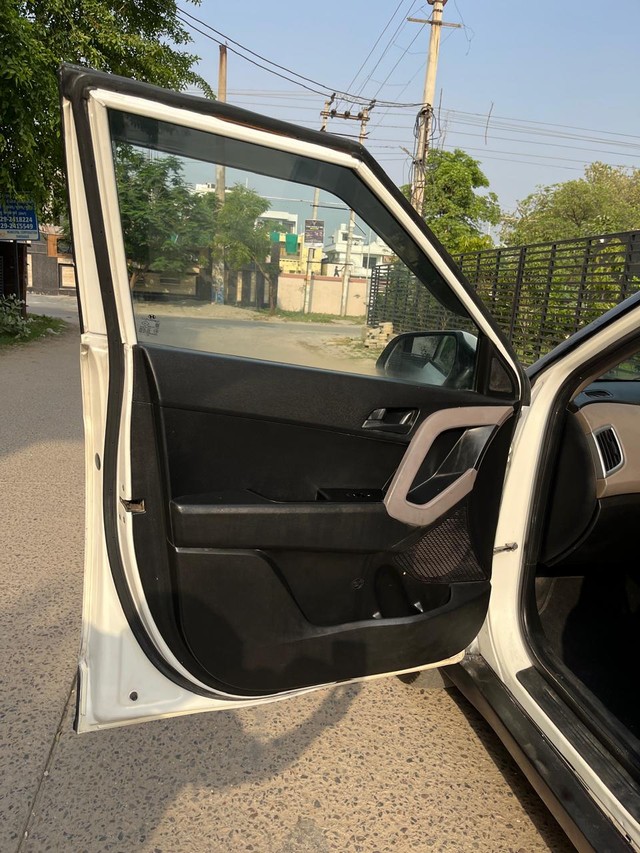 Second-hand 2019 Hyundai Creta 1.4 EX Diesel for sale in Faridabad-12