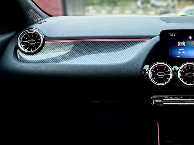 Second-hand 2025 Mercedes-Benz GLA 220d 4MATIC for sale in Jaipur-5