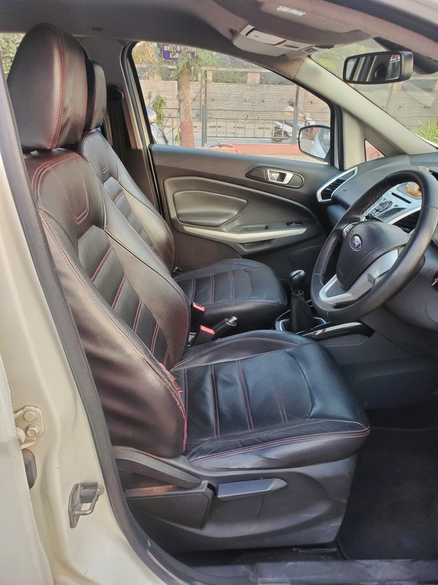 Second-hand 2015 Ford Ecosport 1.5 TDCi Titanium BSIV for sale in Surat-4