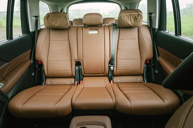 Second-hand 2025 Mercedes-Benz GLS 450d 4MATIC AMG Line for sale in Jaipur-12