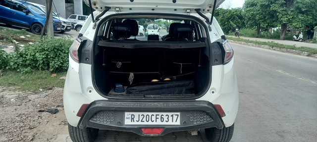 Second-hand 2018 Tata Nexon 1.5 Revotorq XZA Plus for sale in Kota-3