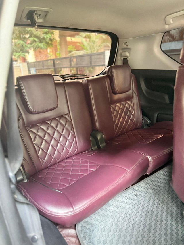 Second-hand 2018 Toyota Innova Crysta 2.4 G MT 8S BSIV for sale in Pune-10
