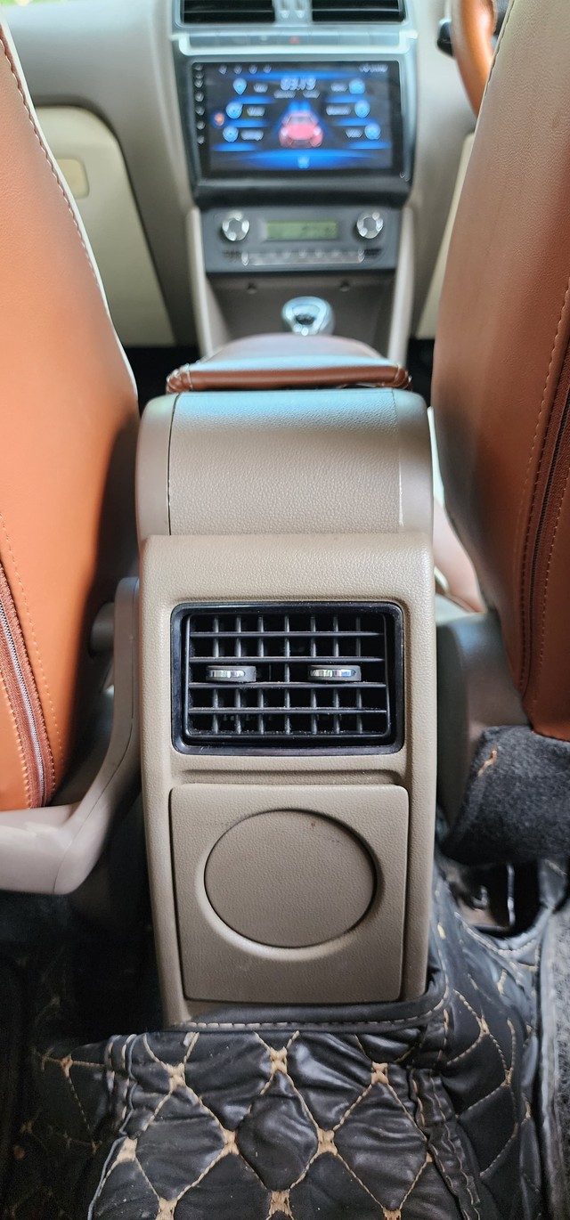 Second-hand 2012 Skoda Rapid 1.6 MPI Elegance for sale in Chennai-8