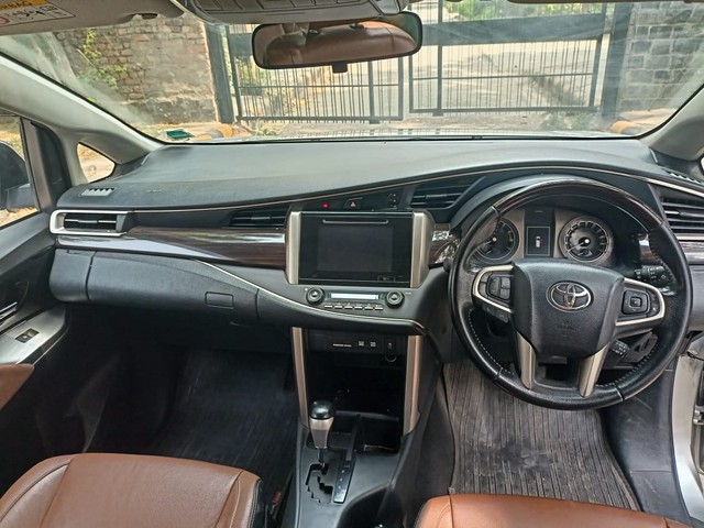 Second-hand 2019 Toyota Innova Crysta 2.7 ZX AT BSIV for sale in New Delhi-15