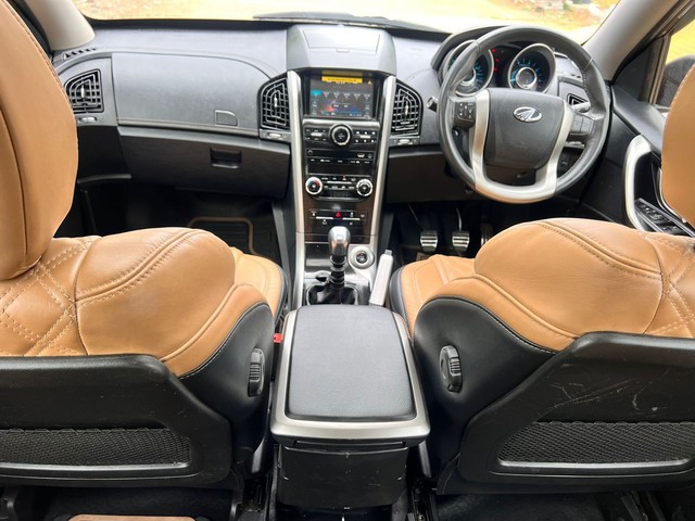 Second-hand 2019 Mahindra XUV500 W11 BSIV for sale in Coimbatore-8