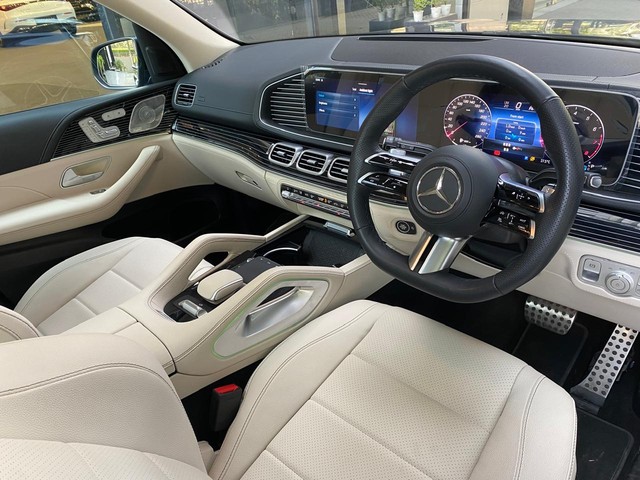 Second-hand 2025 Mercedes-Benz GLS 450 4MATIC AMG Line for sale in Jaipur-9