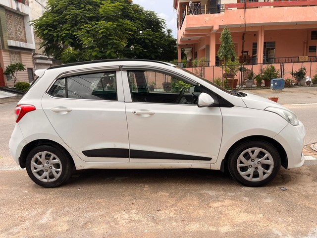 Hyundai Grand i10 1.2 Kappa Sportz BSIV Second-hand 2019 Hyundai Grand i10 1.2 Kappa Sportz BSIV for sale in Jaipur-3
