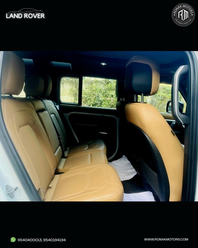 Second-hand 2025 Land Rover Defender 5.0 l V8 Petrol 110 X-Dynamic HSE for sale in New Delhi-4