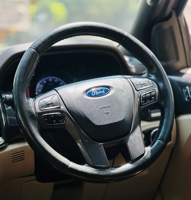Second-hand 2018 Ford Endeavour 2.2 Titanium AT 4X2 for sale in Pune-6