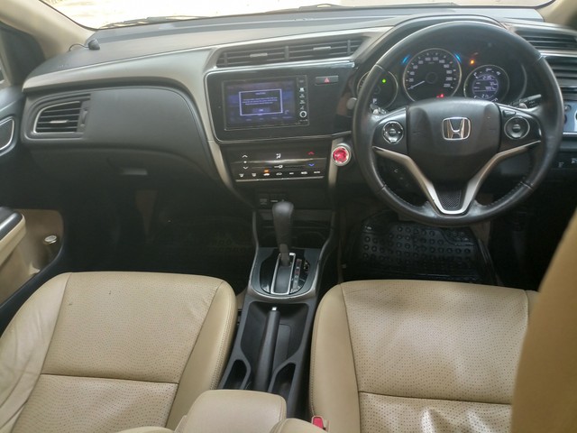 Second-hand 2018 Honda City i-VTEC CVT ZX for sale in New Delhi-15