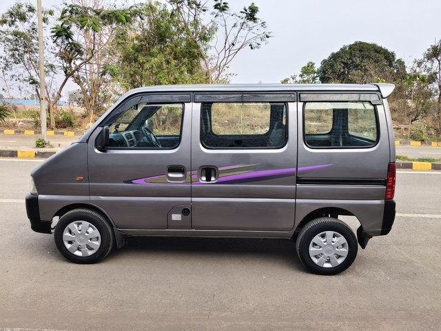 Second-hand 2019 Maruti Suzuki Eeco CNG 5 Seater AC BSIV for sale in Mumbai-4