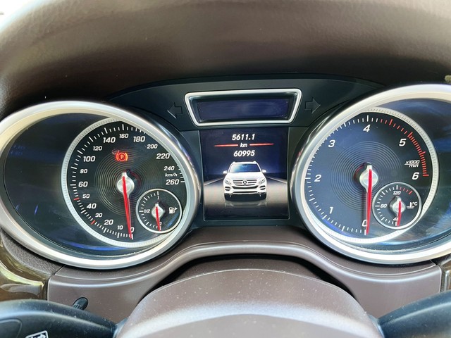 Second-hand 2017 Mercedes-Benz GLE 250d for sale in Mumbai-12