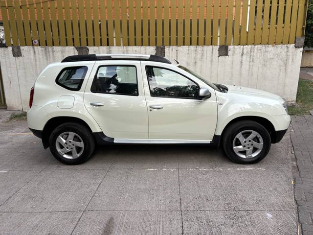 https://images10.gaadi.com/usedcar_image/SP1A.210812.016/original/71abf114-df73-480e-b69e-342bbfdd923f.jpg?imwidth=6401