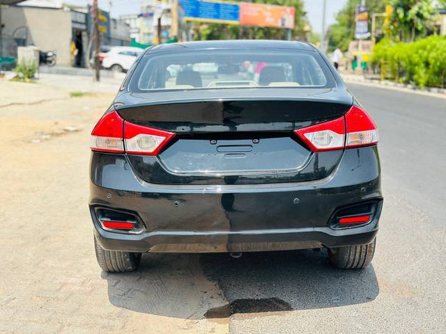 https://images10.gaadi.com/usedcar_image/SP1A.210812.016/original/78eda231-d4ba-4506-9e1d-ecf601c7c575.jpg?imwidth=6402