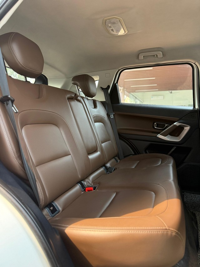 Second-hand 2020 Tata Harrier XZA AT BSVI for sale in Surat-4