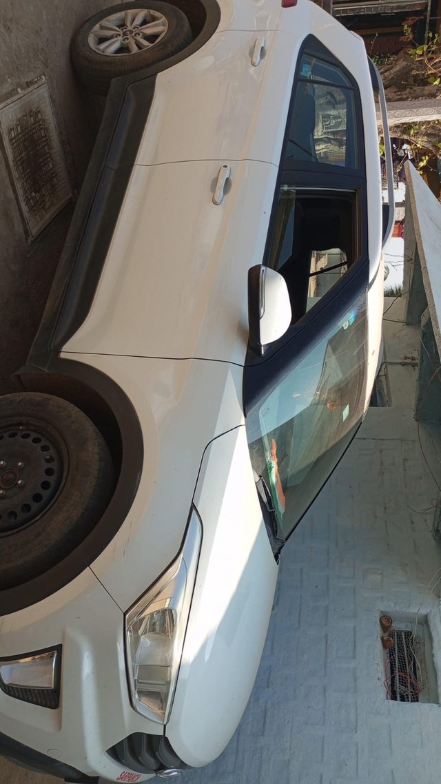 Second-hand 2016 Hyundai Creta 1.4 CRDi S Plus for sale in Mahabubabad-5