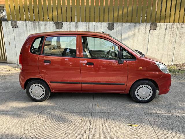 https://images10.gaadi.com/usedcar_image/SP1A.210812.016/original/92ce93ee-08e3-43be-9425-8b034a4c1740.jpg?imwidth=6401