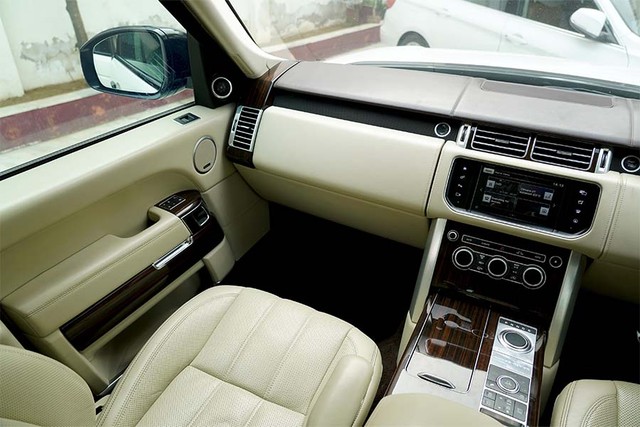 Land Rover Range Rover 5.0 Petrol LWB SVAutobiography Second-hand 2016 Land Rover Range Rover 5.0 Petrol LWB SVAutobiography for sale in Jaipur-5