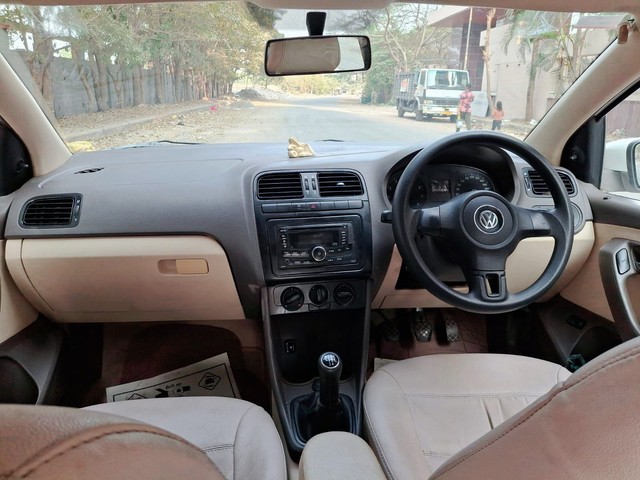 Second-hand 2011 Volkswagen Vento Petrol Comfortline for sale in Surat-7