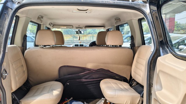 Second-hand 2017 Mahindra TUV 300 mHAWK100 T8 AMT for sale in Faridabad-4