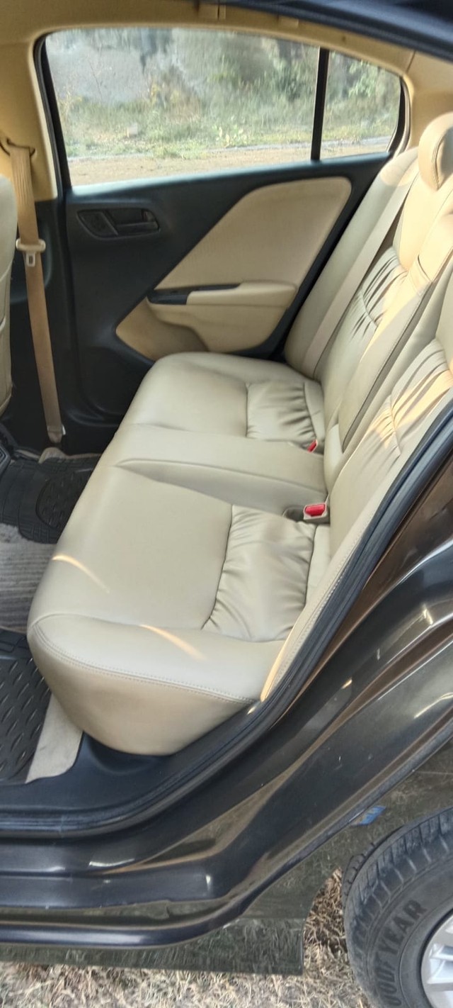 Second-hand 2020 Honda Amaze S Diesel BSIV for sale in Agra-3