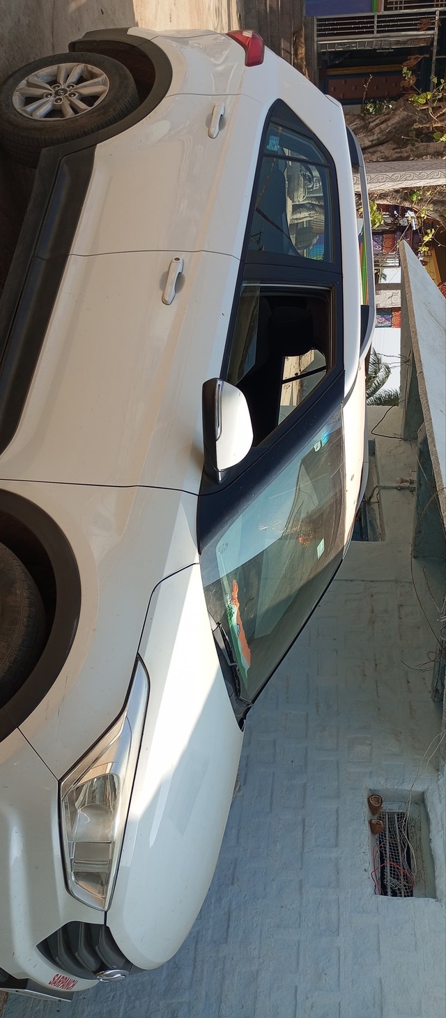 Second-hand 2016 Hyundai Creta 1.4 CRDi S Plus for sale in Mahabubabad-4