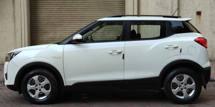 2020 Mahindra XUV300 W6 AMT डीजल बीएस4