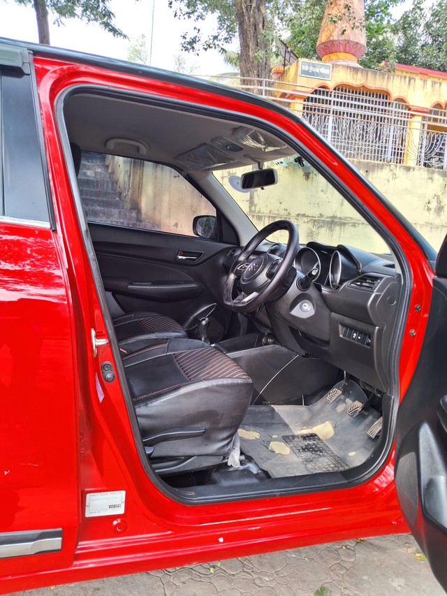 Second-hand 2022 Maruti Swift VXI BSVI for sale in Pune-7