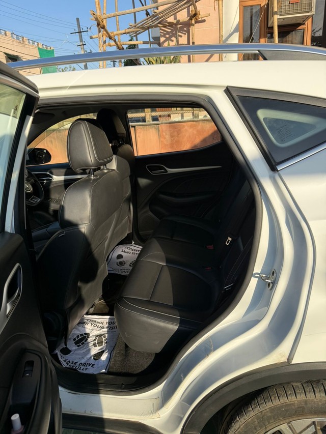 Second-hand 2021 MG ZS EV Exclusive for sale in Jaipur-4