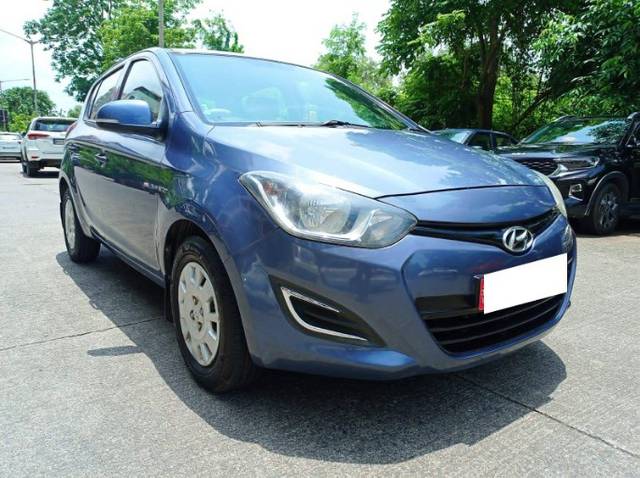 https://images10.gaadi.com/usedcar_image/SP1A.210812.016/original/c10e07df-6c6c-46a1-a967-36801d6407f8.jpg?imwidth=6400