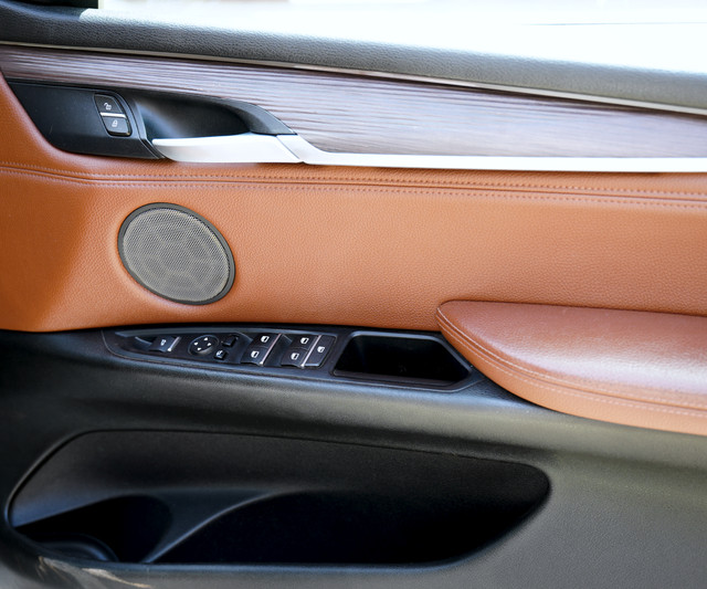 Second-hand 2016 BMW X5 xDrive 30d Design Pure Experience 5 Seater for sale in Jaipur-9