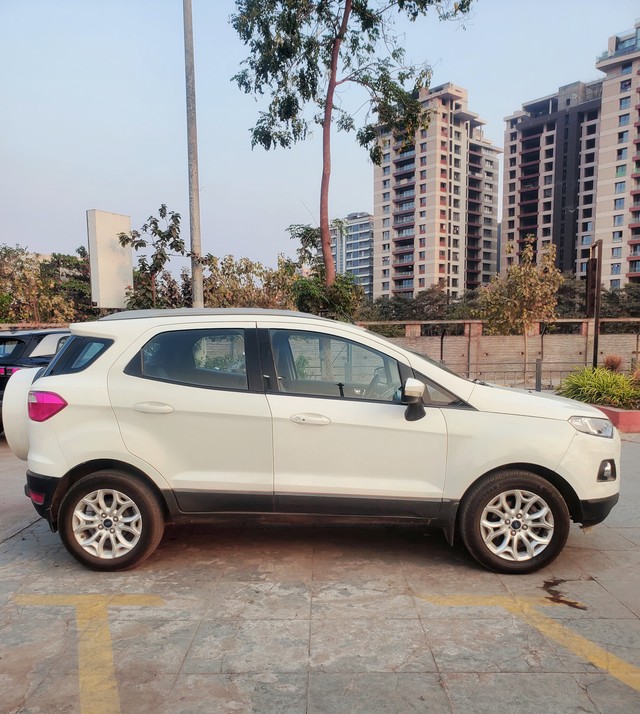Second-hand 2015 Ford Ecosport 1.5 TDCi Titanium BSIV for sale in Surat-1