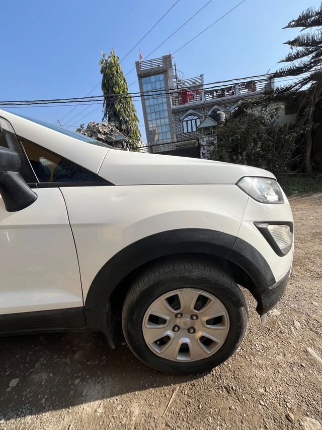 Second-hand 2017 Ford Ecosport 1.5 Petrol Ambiente BSIV for sale in Dehradun-7